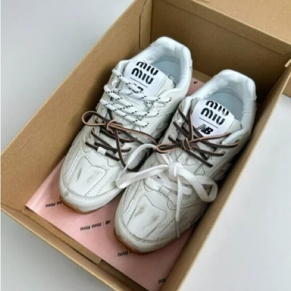 MiuMiu x New Balance 530 Casual sneakers - Picture 1 of 5
